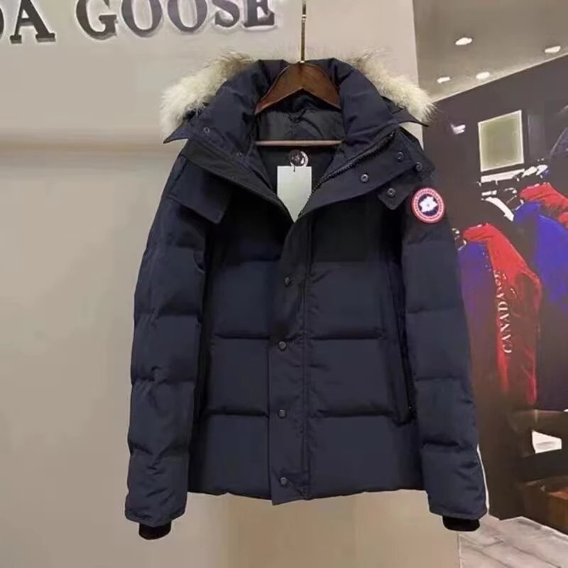 藏青色