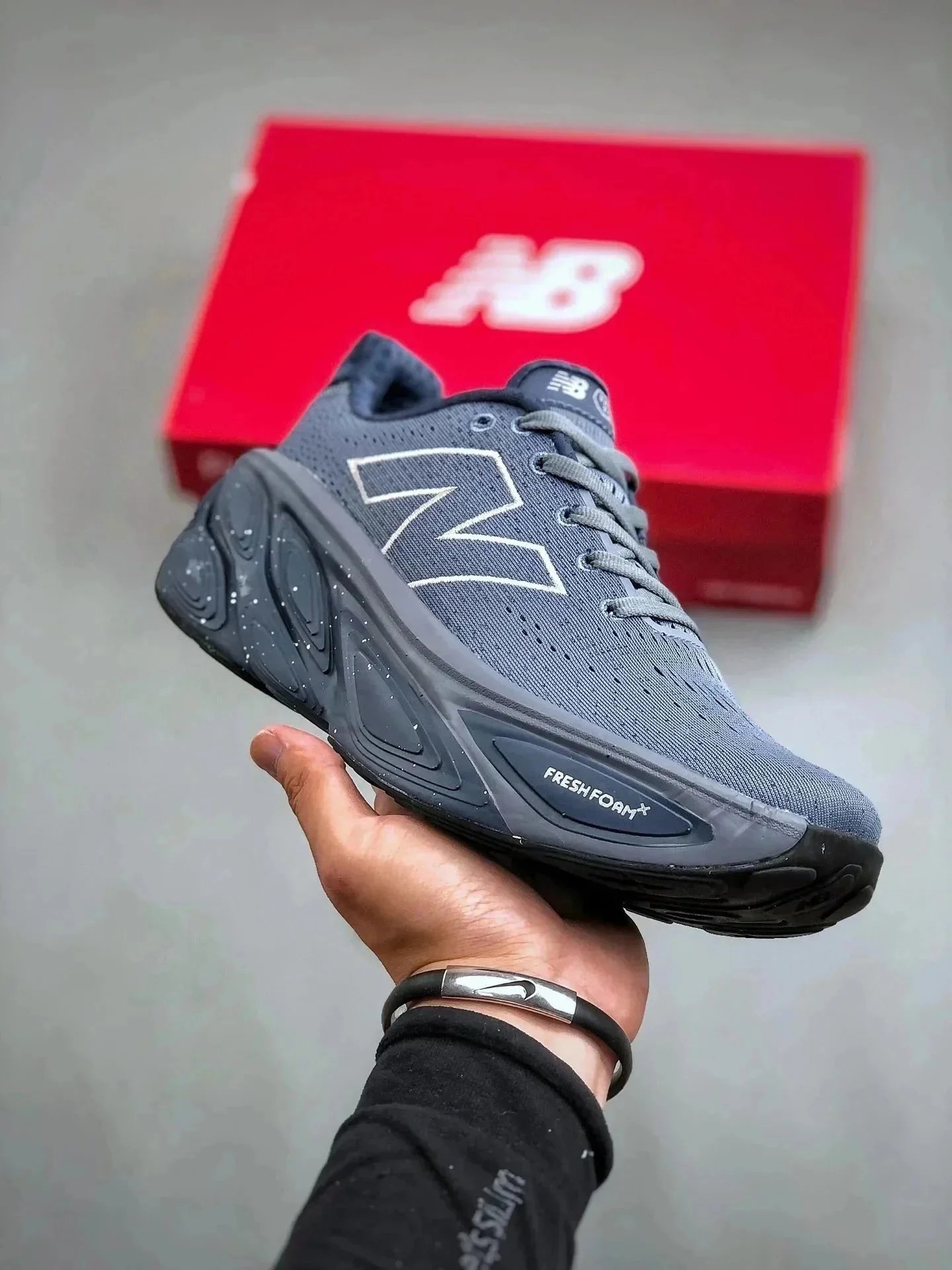 35黑色