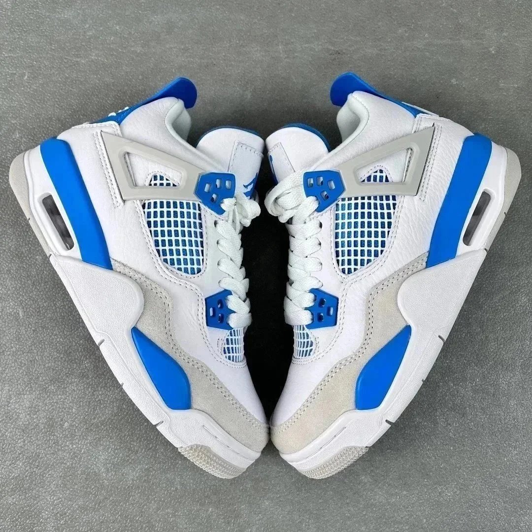 Military Blue（2024）