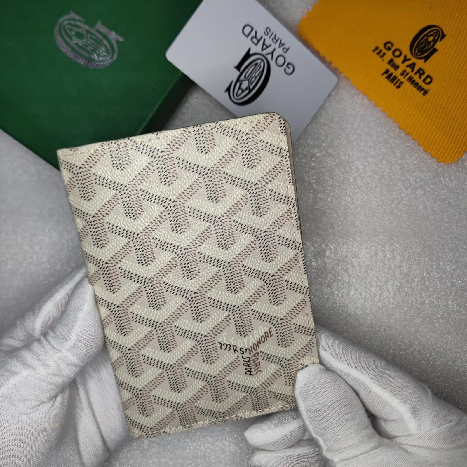 33-护照夹
