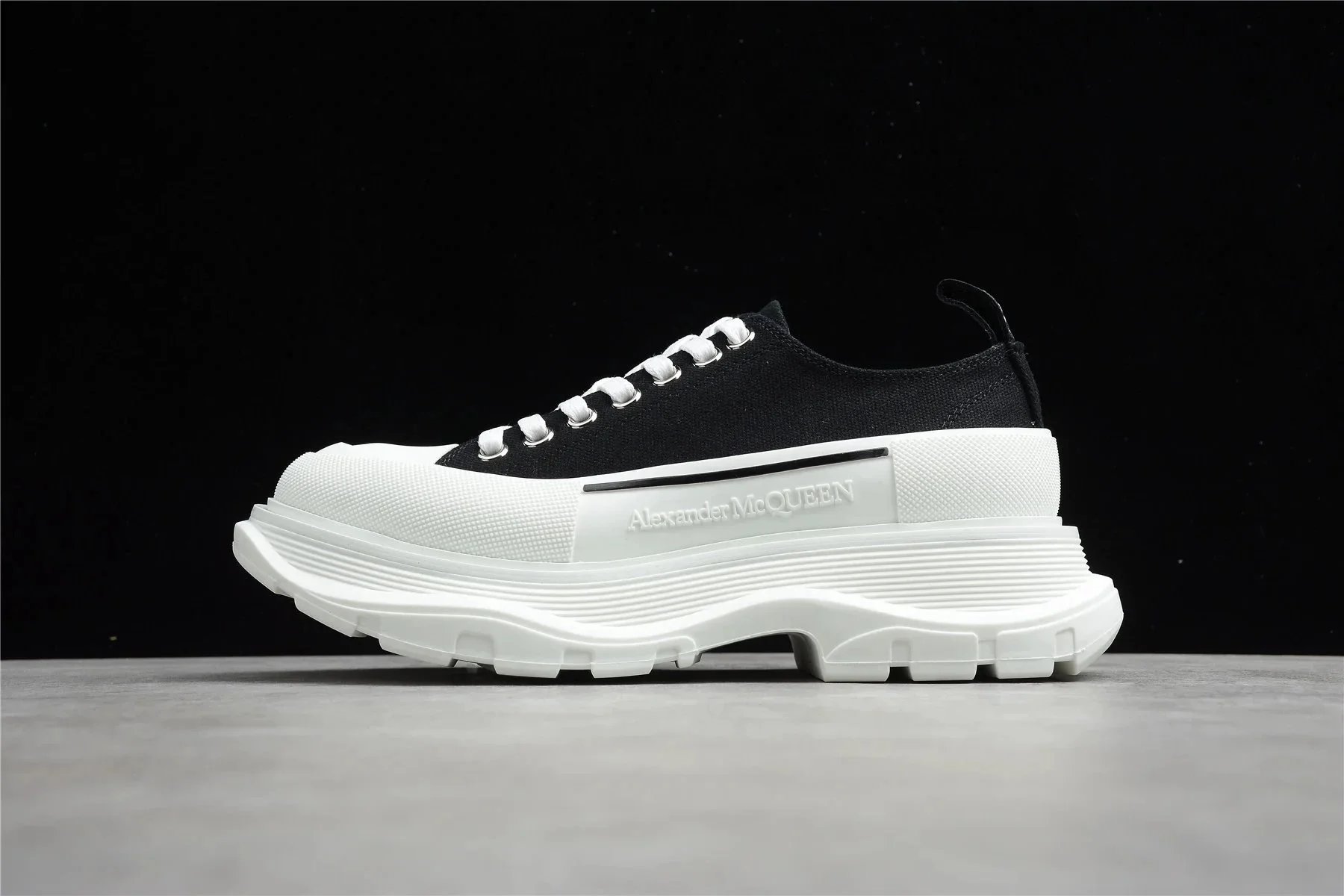 果冻白色