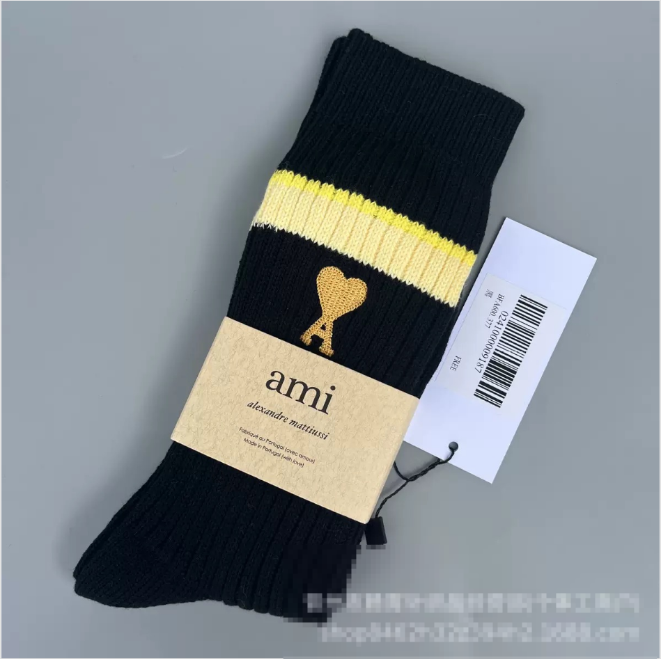 黑色黄杠