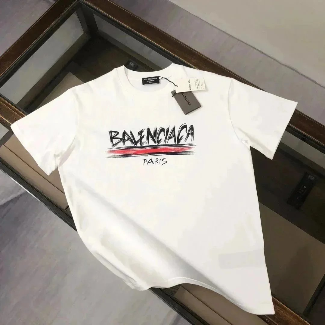 04白色