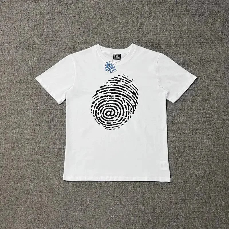 AD06 白色