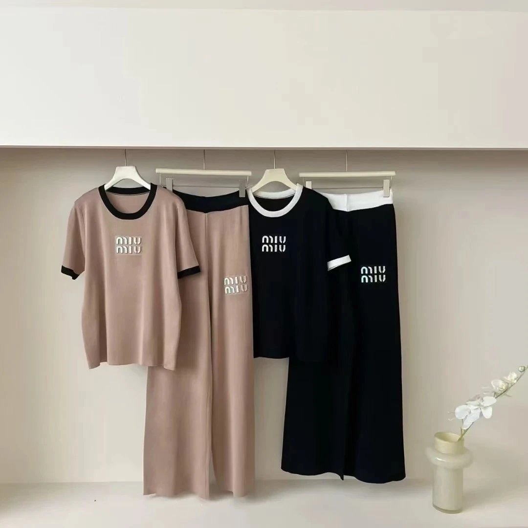 miu13  卡其色