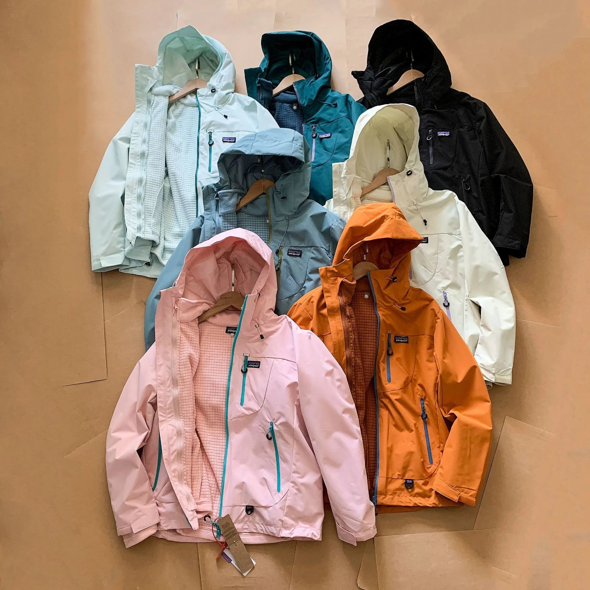 Patagonia Women's Waterproof Hooded Jacket Outdoor Adventure Wear