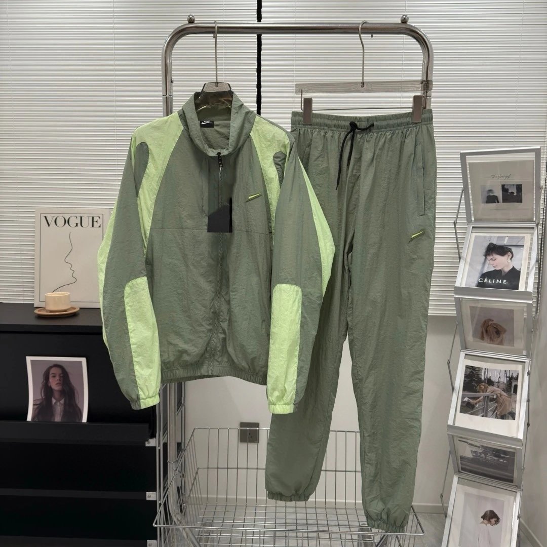 Green Track Jacket and Pants Set for Men Women Casual Sportswear