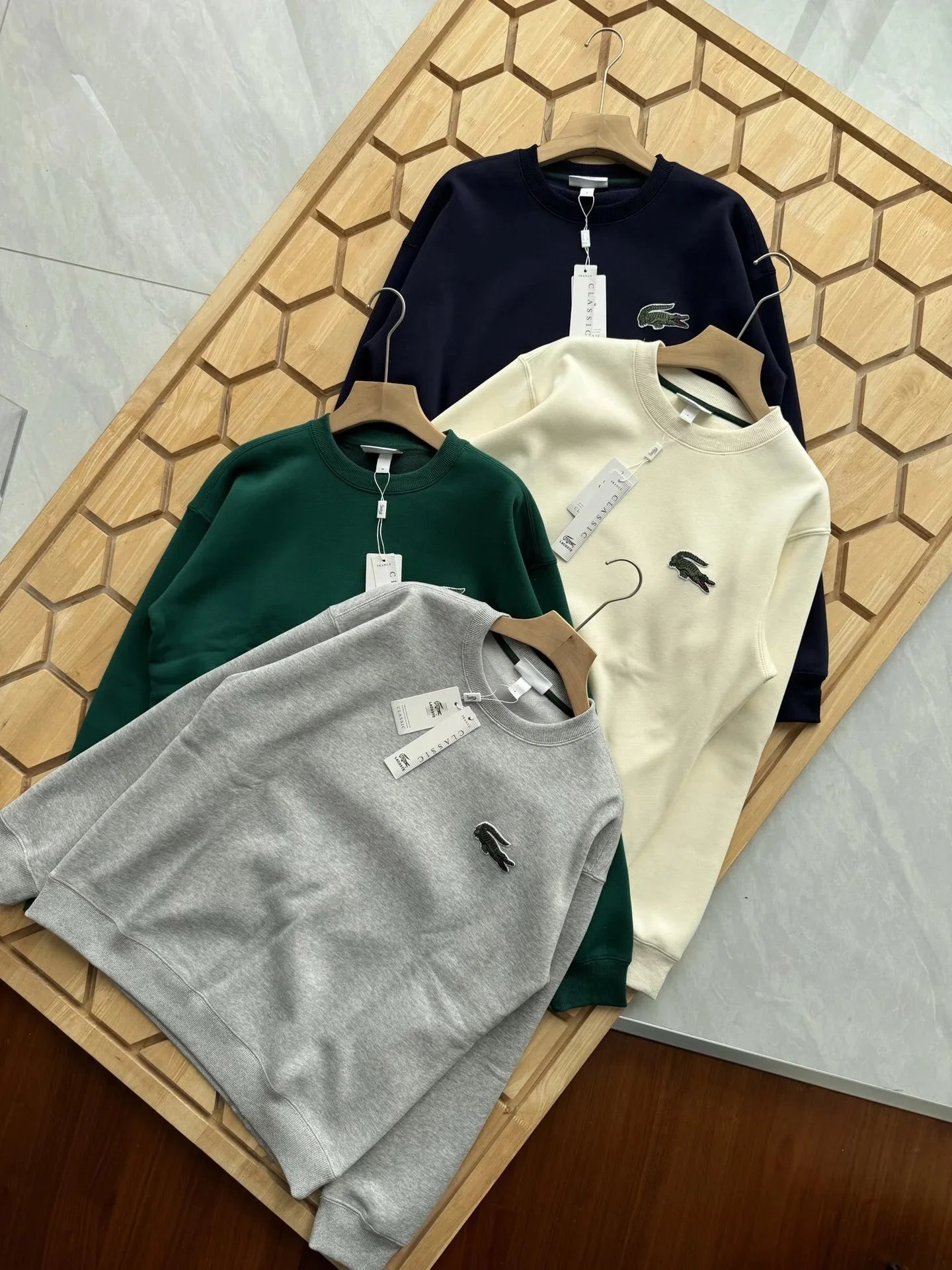 Lacoste Classic Crewneck Sweatshirt Men's Casual Sweater