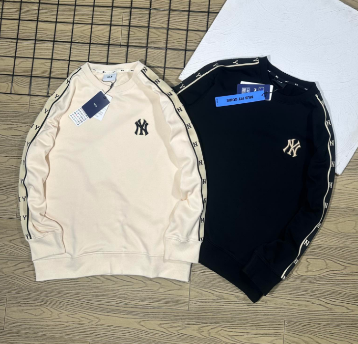 NY Yankees Logo Sweatshirt Crewneck Pullover