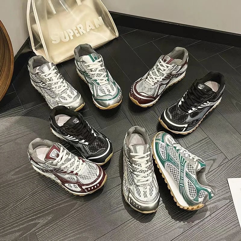 Fashion Mesh Running Shoes for Men and Women