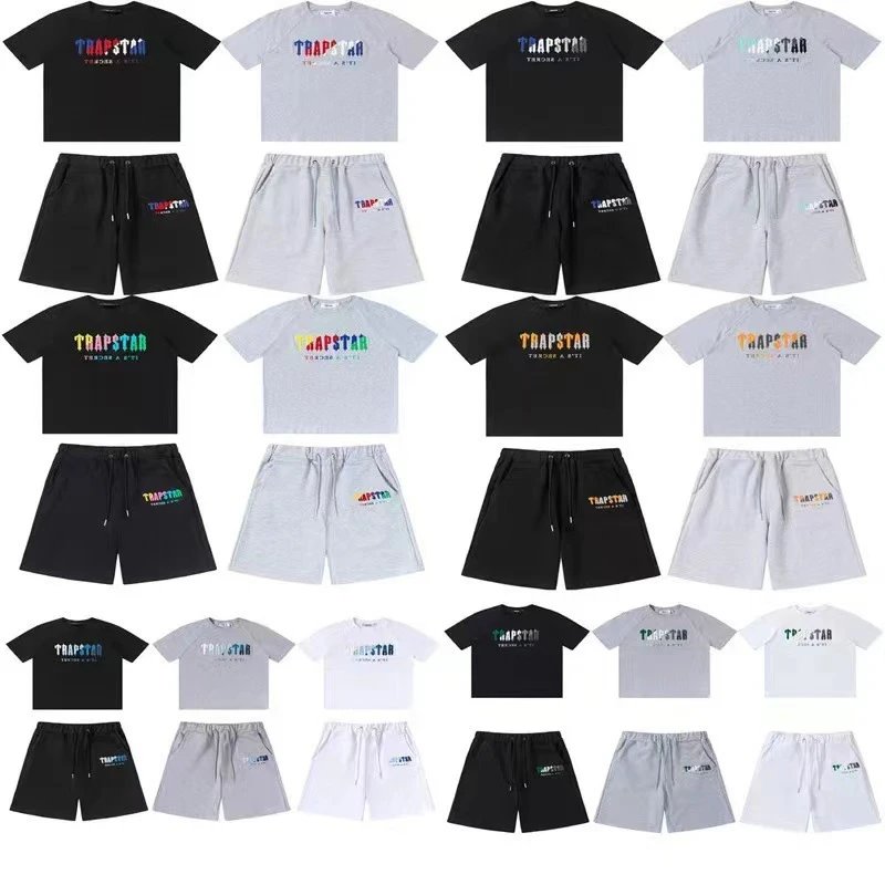 TRAPSTAR T-Shirt and Shorts Set for Men and Women